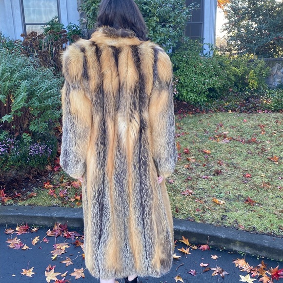 Vintage - Furs by Mannis in Beverly Hills - Full Length Canadian Cross Fox Fur - Picture 3 of 16